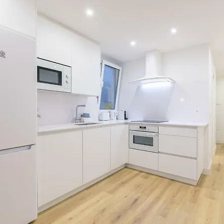 Carmen-30 Apartment